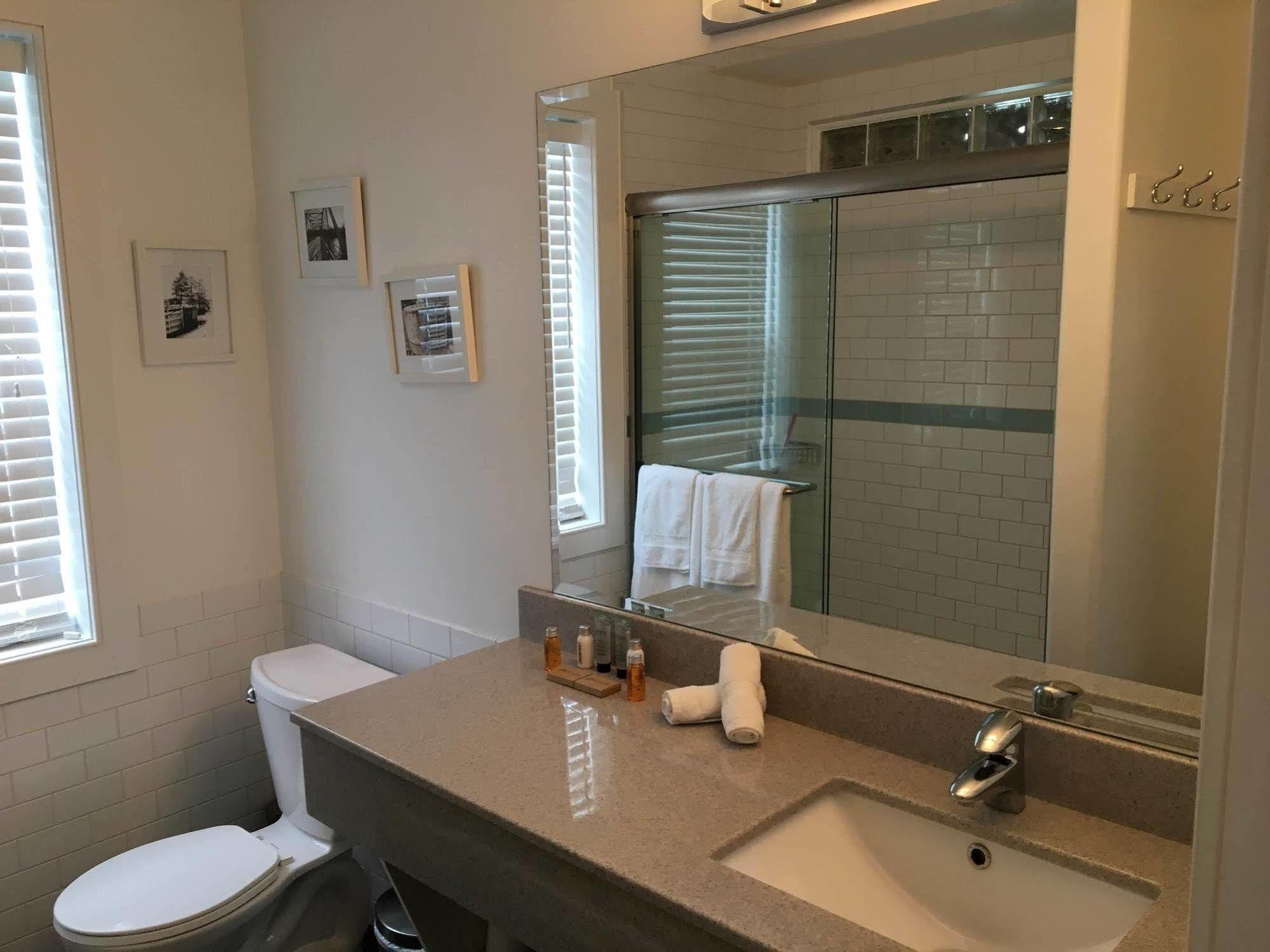 Merrickville Guest Suites Zewnętrze zdjęcie